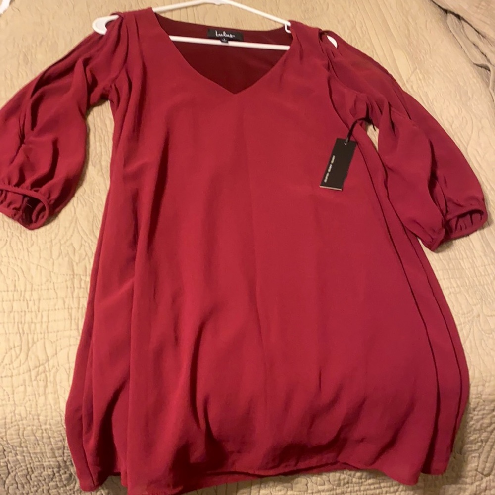 Open Shoulder/arm Deep Red Dress
